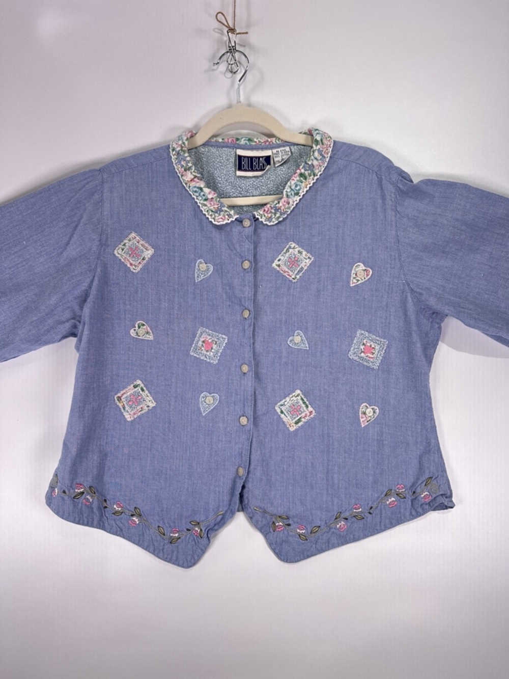 Bill Blass 90s Cottagecore Floral Lace Collar Chambray Blouse Blue Size L - Picture 3 of 13